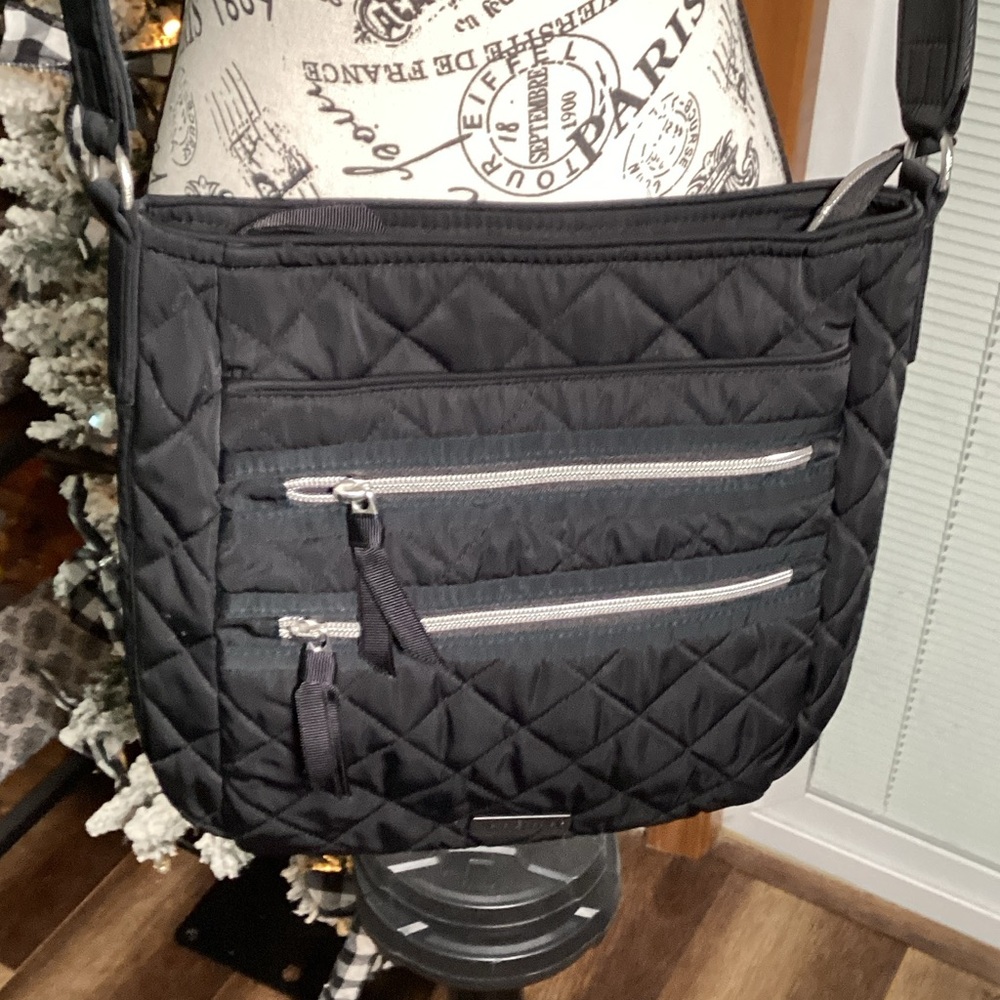 Vera Bradley Black Quilted Crossbody Bag - Picture 2 of 6